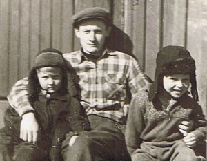Основатель Центра Мир глазами детей Кореневич В.А. Основатель Центра Мир глазами детей Кореневич В.А.